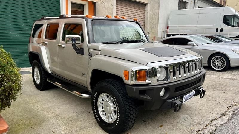 Usata Hummer H3 224 CV (164 kW) 2008 Grigio SUV