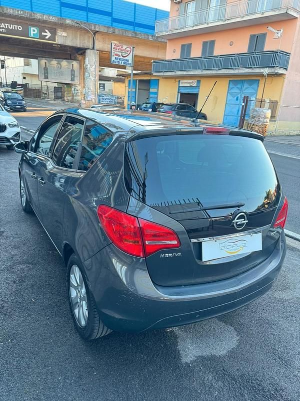 Usata Opel Meriva Cosmo 95 CV (69 kW) 2015 Grigio Monovolume