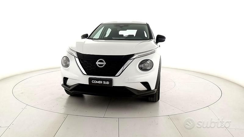 Bianco Usata 2024 Nissan Juke Acenta SUV | 24.500 € (Buon prezzo) - Immagine 1/4