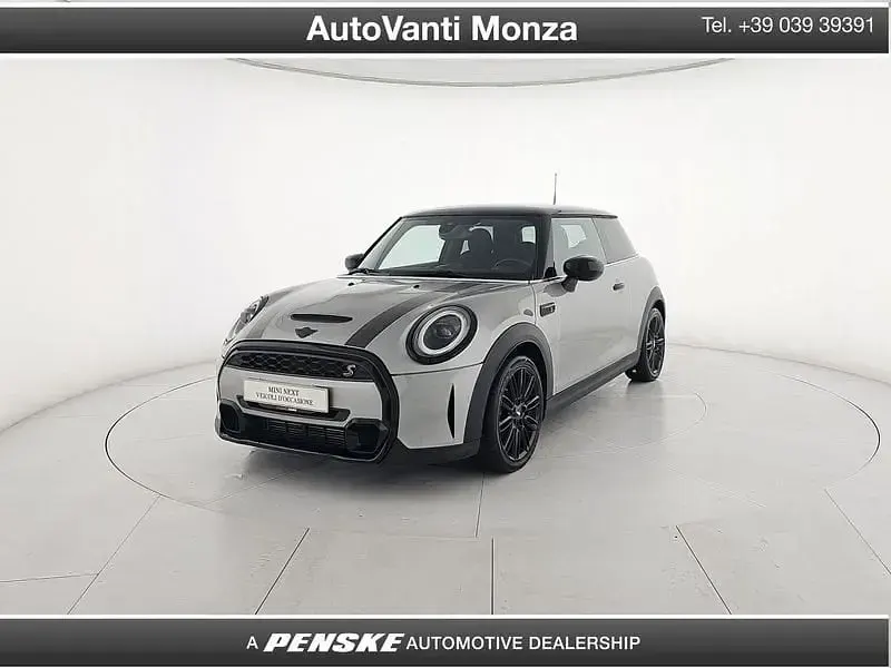 Usata Mini Cooper S Classic 178 CV (130 kW) 2023 Grigio Utilitaria
