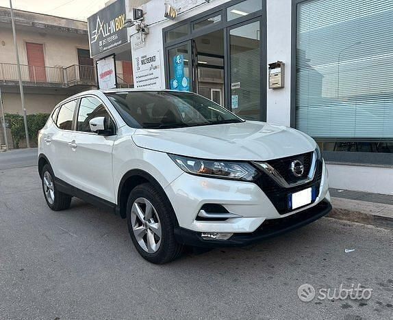 Bianco Usata 2020 Nissan Qashqai SUV | 16.000 € (Buon prezzo) - Immagine 1/4