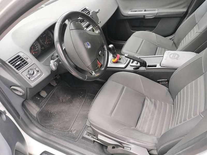 Usata Volvo V50 Plus 114 CV (83 kW) 2011 Bianco Station wagon