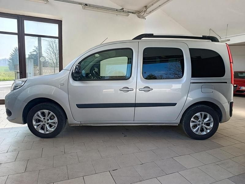Usata Renault Kangoo LIMITED 95 CV (69 kW) 2019 Argento Monovolume