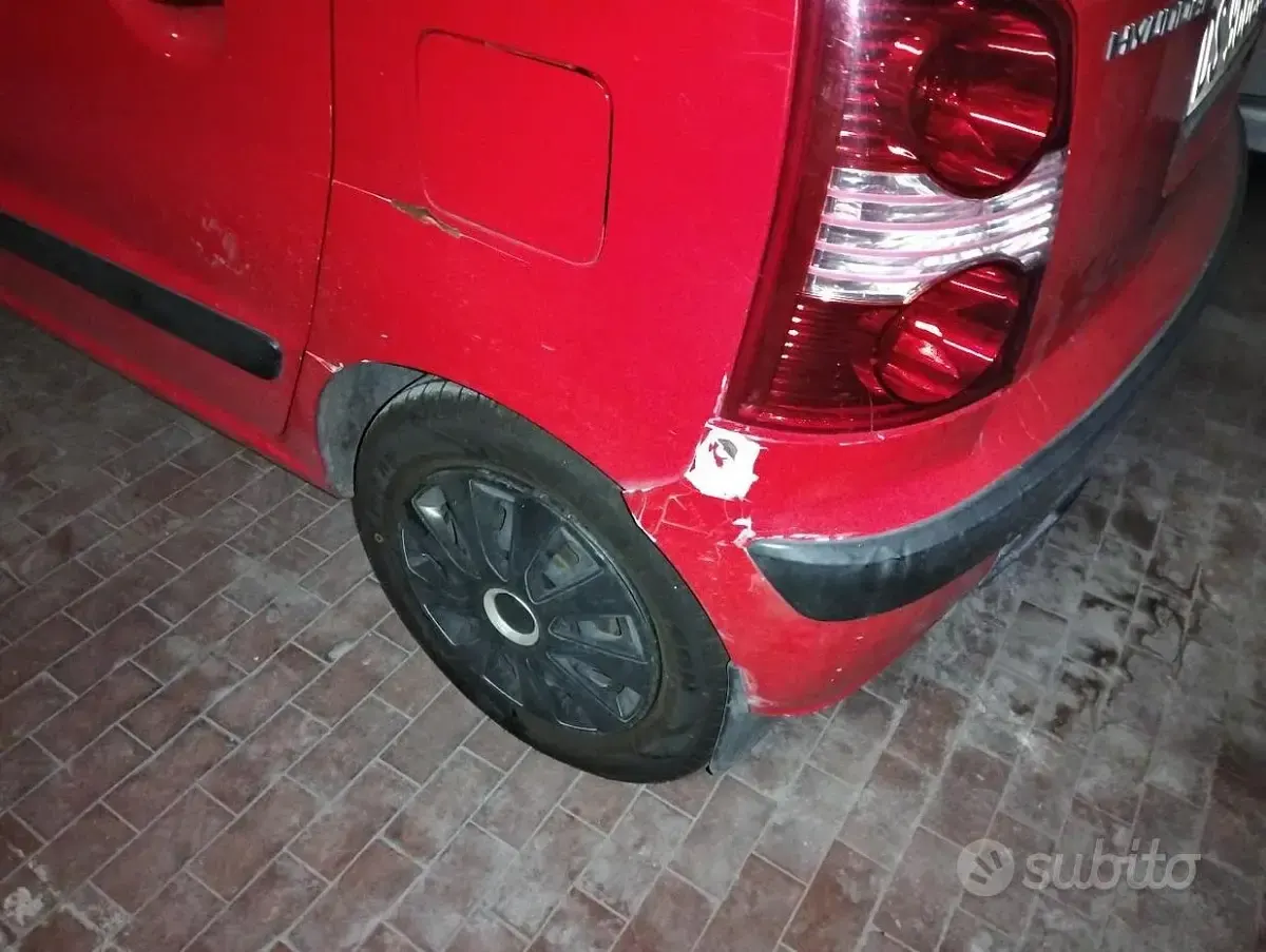 Usata Hyundai Atos 63 CV (46 kW) 2008 Rosso Utilitaria