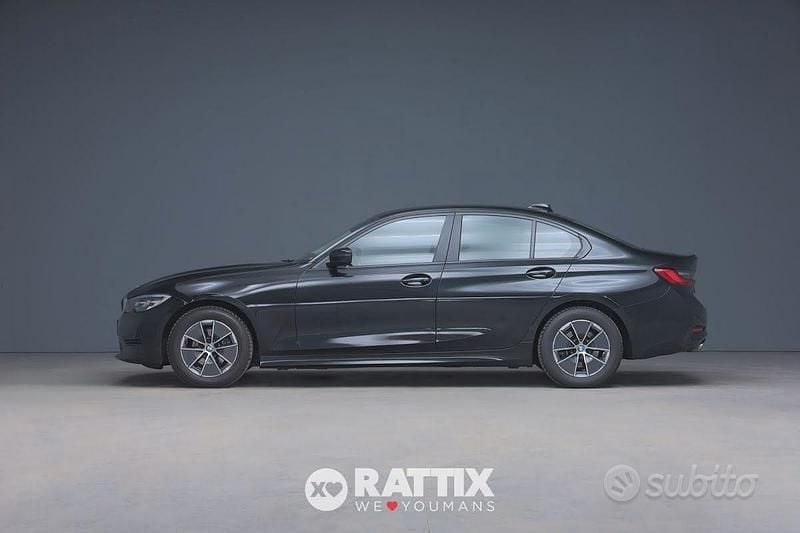 Usata BMW 318 Advantage 150 CV (110 kW) 2021 Nero Berlina