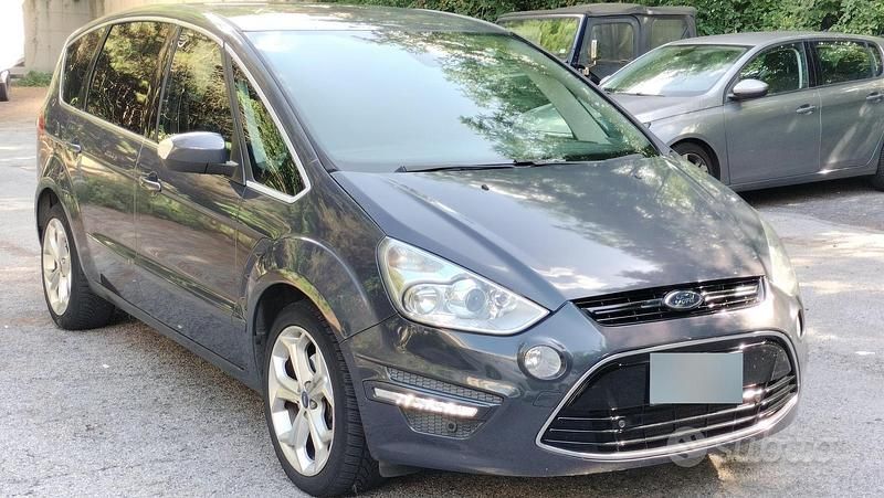 Usata Ford S-MAX S 200 CV (147 kW) 2012 Grigio Monovolume