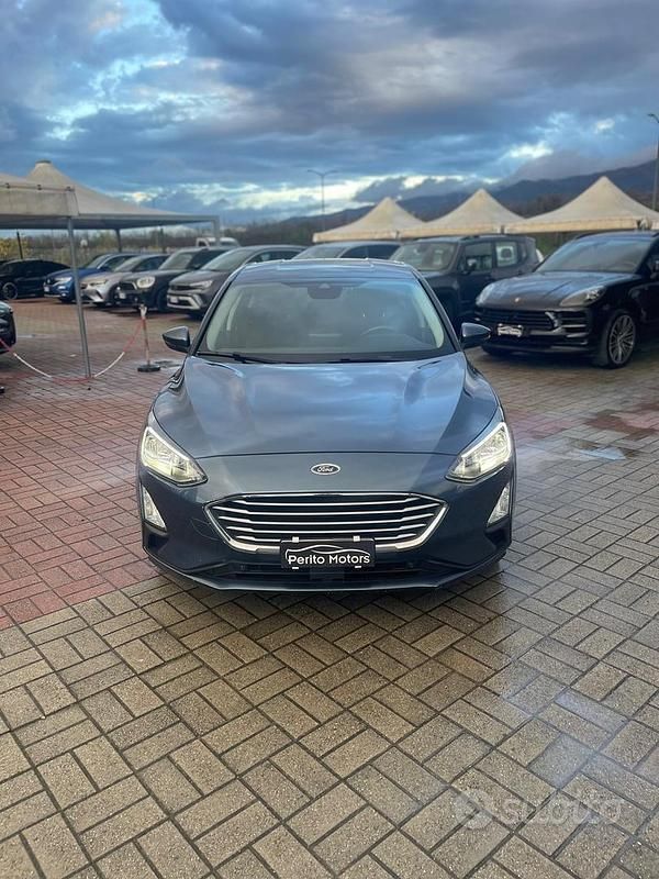 Usata Ford Focus 95 CV (69 kW) 2020 Blu Berlina