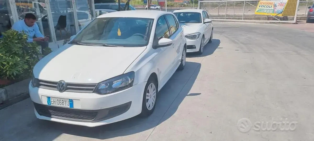 Usata VW Polo Trendline 75 CV (55 kW) 2012 Bianco Utilitaria