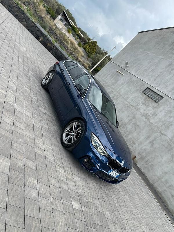Usata BMW 320 Sport Line 190 CV (139 kW) 2016 Blu Station wagon