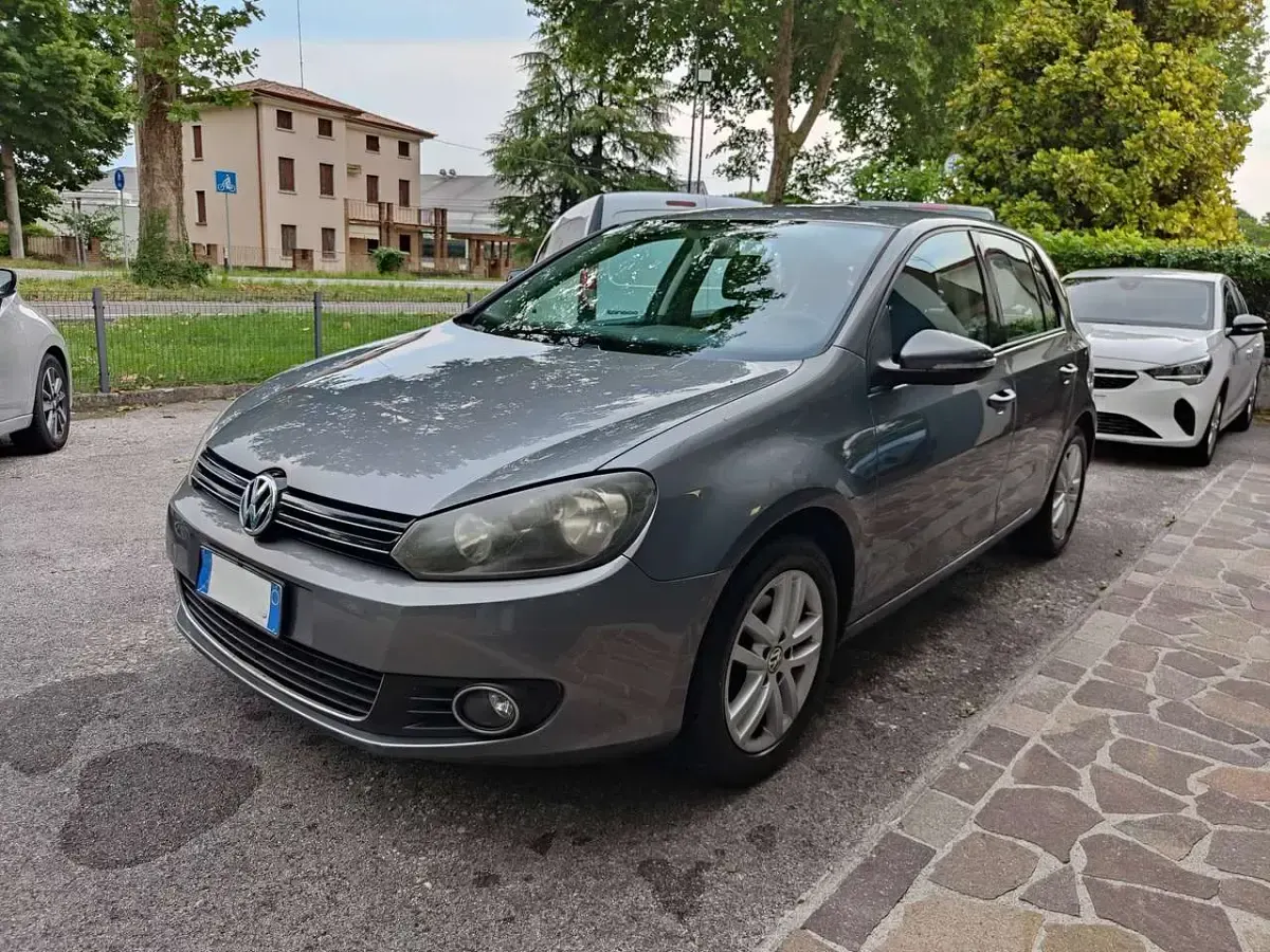 Usata VW Golf VII Highline 140 CV (102 kW) 2012 Grigio Berlina