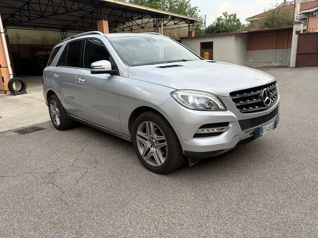 Usata Mercedes ML250 204 CV (150 kW) 2014 Grigio SUV