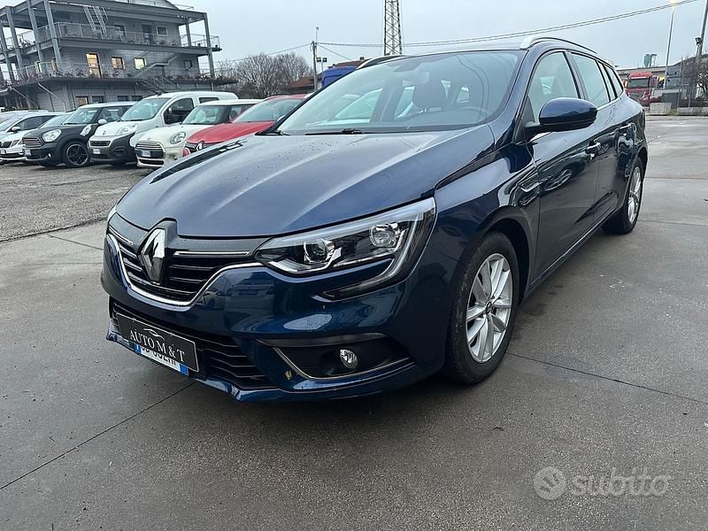 Usata Renault Mégane GrandTour 115 CV (84 kW) 2020 Blu Station wagon