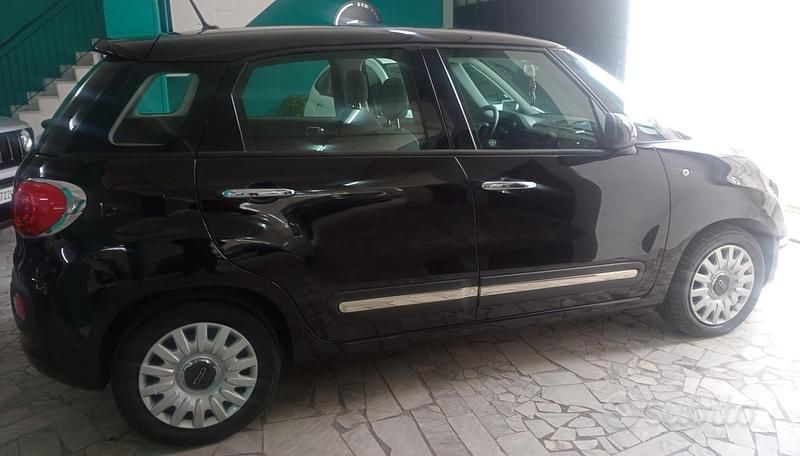 Usata Fiat 500L Pop Star 105 CV (77 kW) 2015 Nero Monovolume