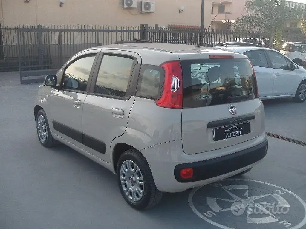 Usata Fiat Panda Easy 69 CV (50 kW) 2016 Beige Utilitaria
