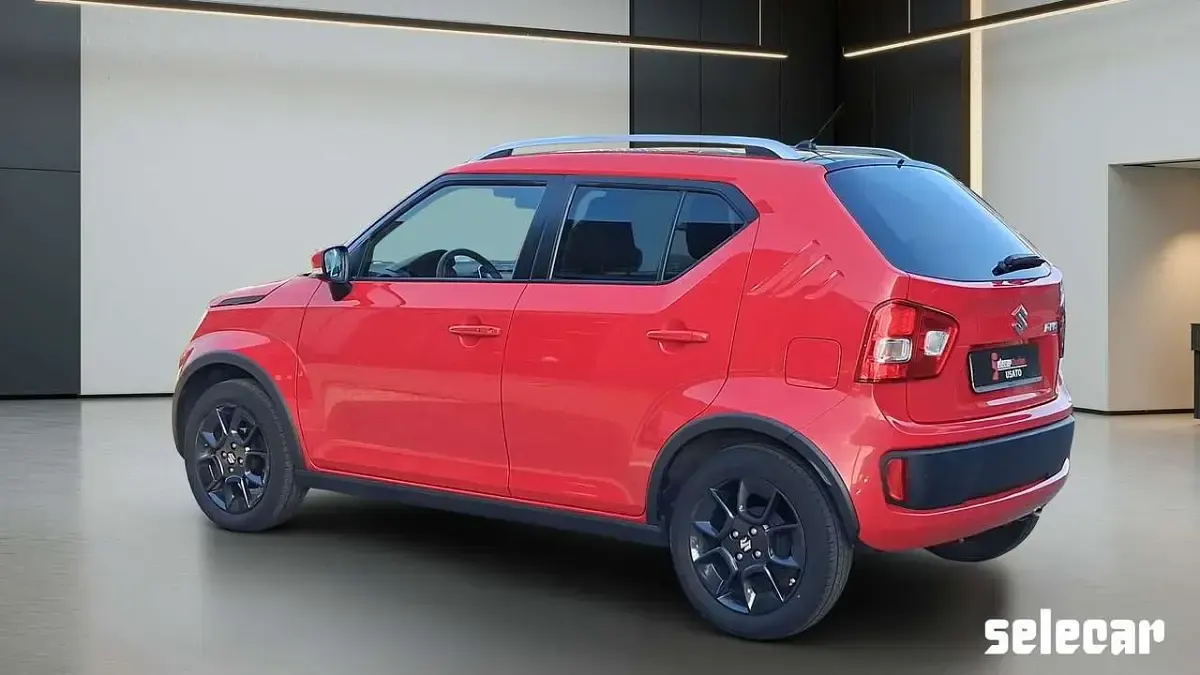 Usata Suzuki Ignis 90 CV (66 kW) 2017 Rosso SUV