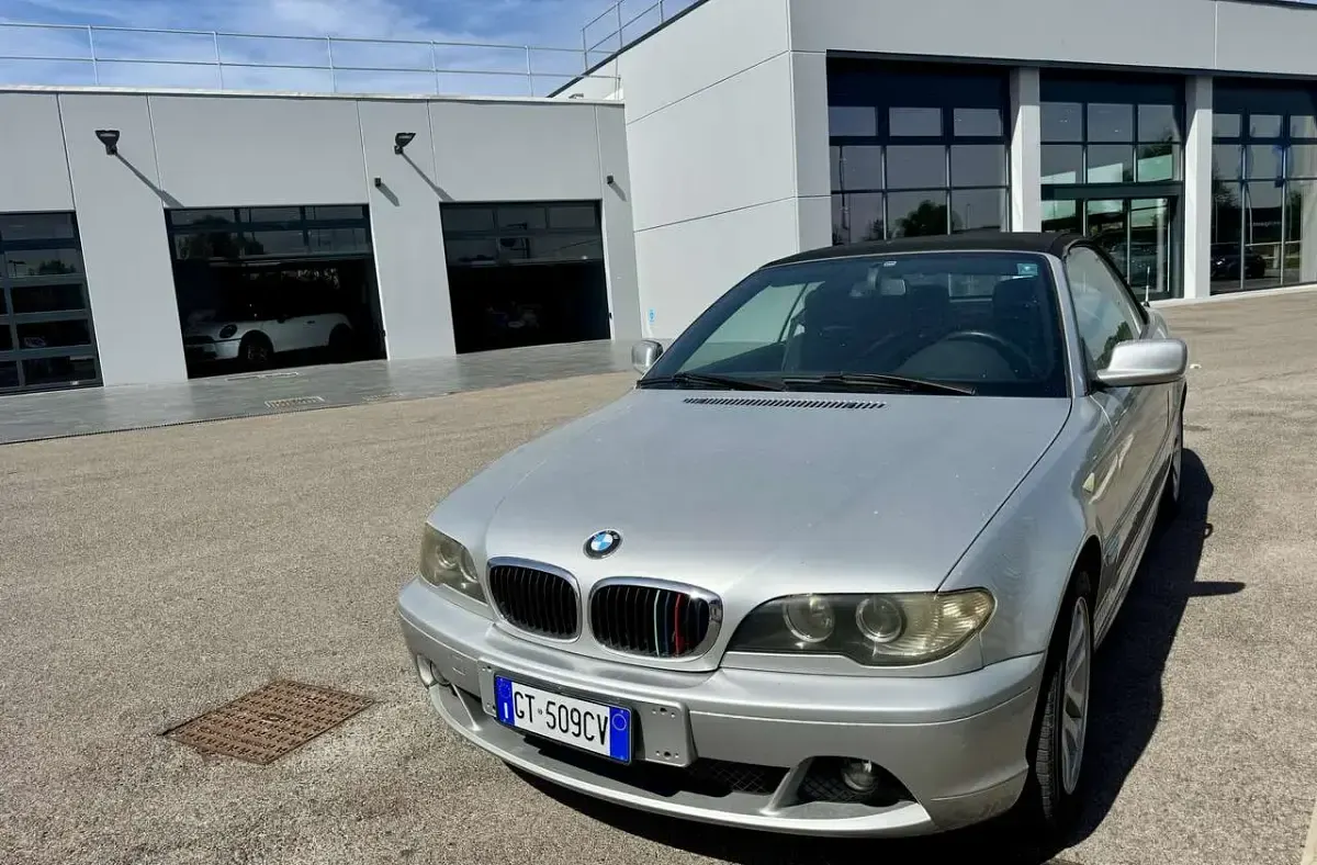 Usata BMW 318 Cabriolet 143 CV (105 kW) 2003 Other Cabrio