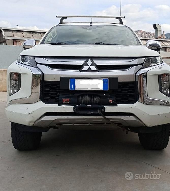 Bianco Usata 2020 Mitsubishi L200 Pick-up | 23.000 € (Buon prezzo) - Immagine 1/4