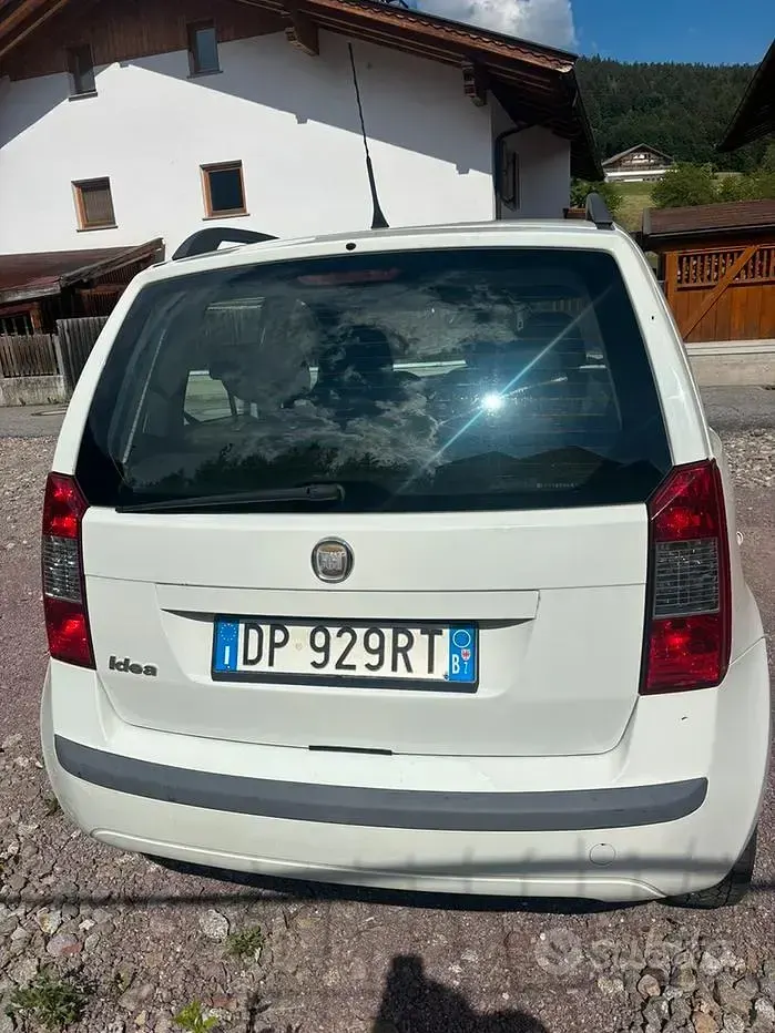 Usata Fiat Idea 80 CV (58 kW) 2008 Bianco Monovolume