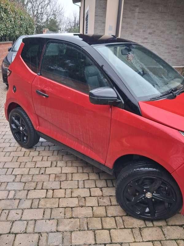 Usata Aixam City Sport 68 CV (50 kW) 2024 Rosso Utilitaria