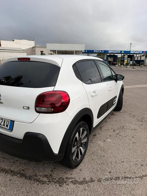 Usata Citroën C3 Shine 102 CV (75 kW) 2020 Bianco Utilitaria