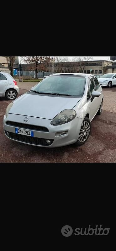 Usata Fiat Grande Punto 2012 Utilitaria