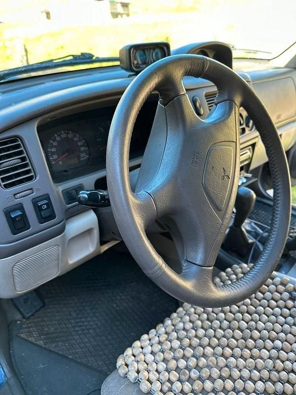 Usata Mitsubishi Pajero Sport 2000 Blu SUV