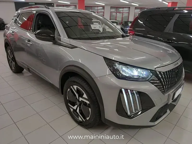 Usata Peugeot 2008 Allure 131 CV (96 kW) 2025 Grigio SUV