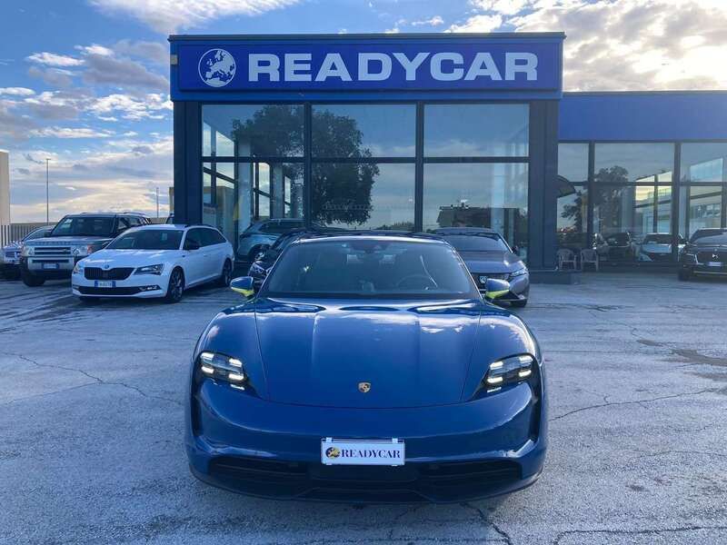 Blu/azzurro Usata 2021 Porsche Taycan Performance Package Tre volumi | 55.900 € (Super prezzo) - Immagine 1/4