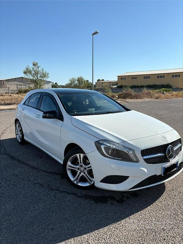 Usata Mercedes A180 109 CV (80 kW) 2014 Utilitaria