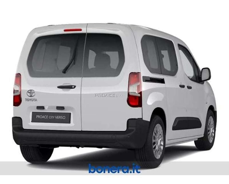 Uusi Toyota Proace Verso City 102 HP (75 kW) 2026 Valkoinen Farmari