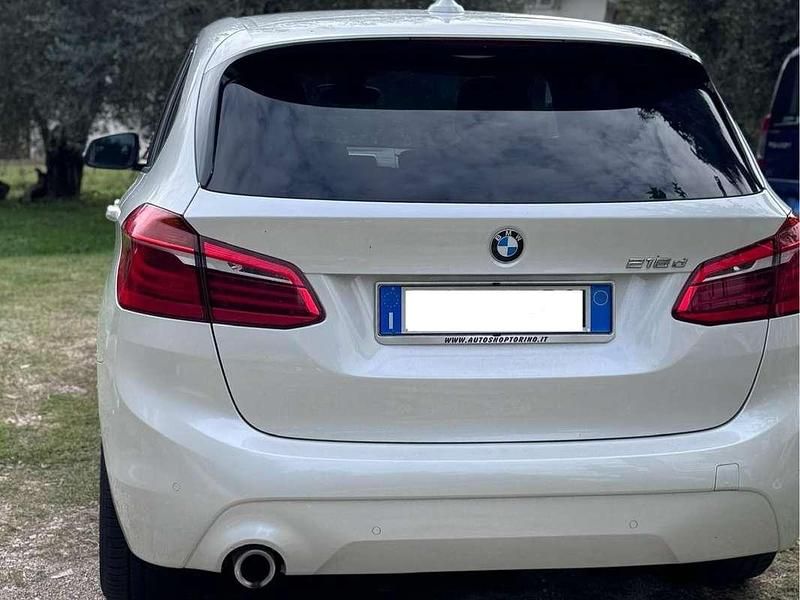 Bianco Usata 2019 BMW 216 Active Tourer Monovolume | 16.542 € (Buon prezzo) - Immagine 1/4