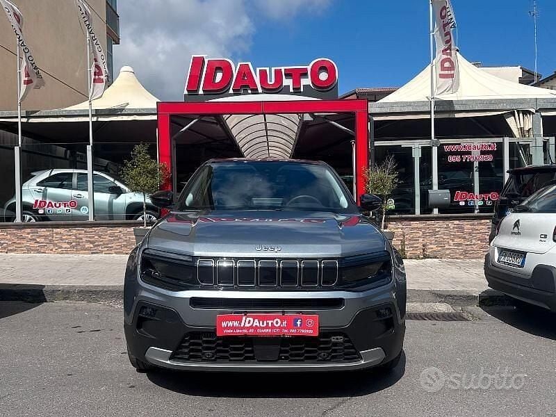 Usata Jeep Avenger Summit 100 CV (73 kW) 2023 Grigio SUV