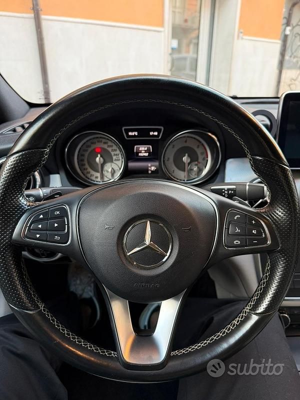 Usata Mercedes CLA200 2016 Nero Coupé