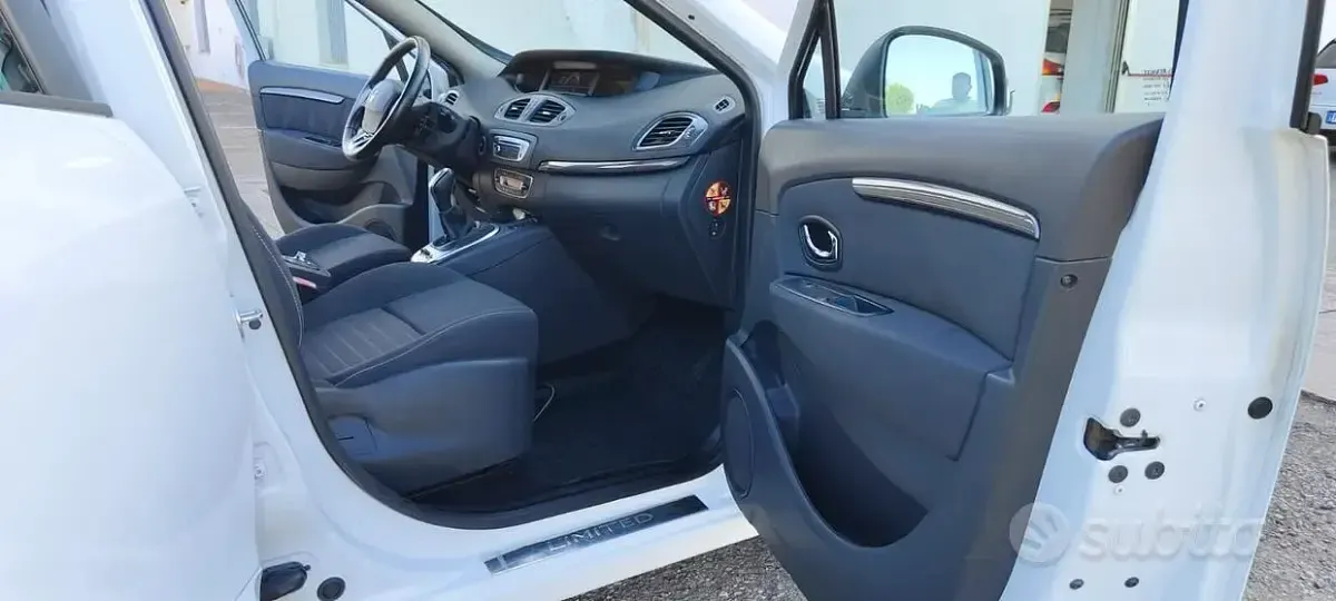 Usata Renault Clio 75 CV (55 kW) 2016 Other Station wagon