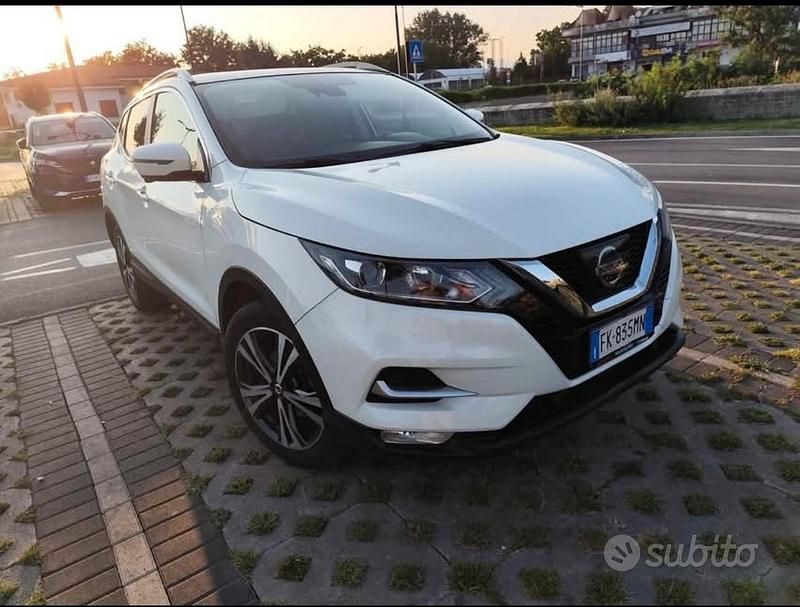 Usata Nissan Qashqai 115 CV (84 kW) 2017 Bianco SUV