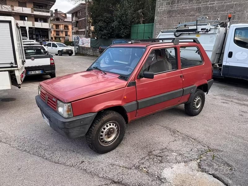 Usata Fiat Panda 4x4 Trekking 2002 Rosso Utilitaria