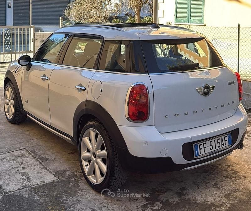 Usata Mini Cooper Countryman 111 CV (81 kW) 2016 Bianco SUV