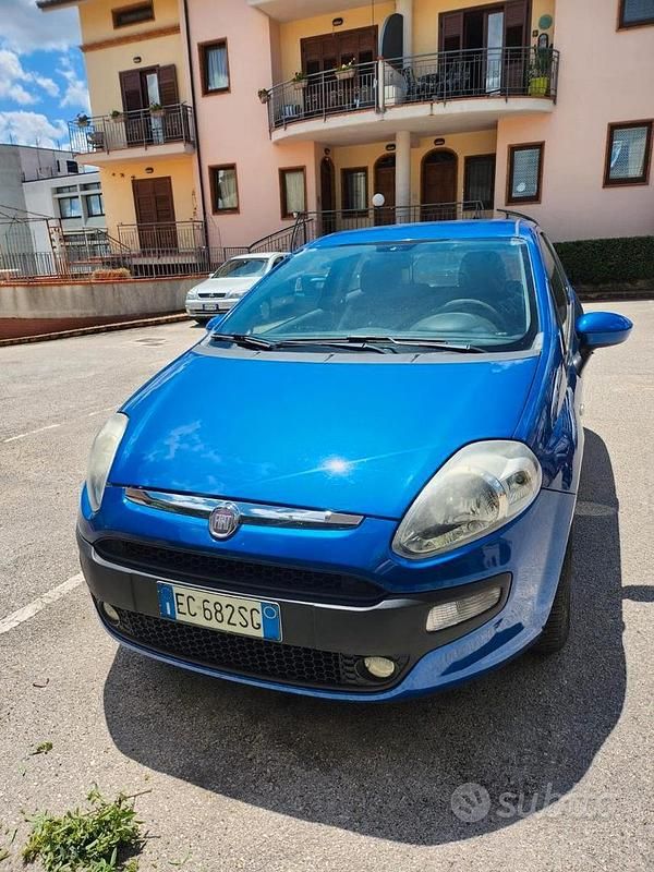 Usata Fiat Punto Evo S 69 CV (50 kW) 2011 Blu Utilitaria