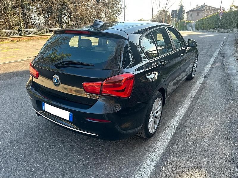 Usata BMW 118 Efficient Dynamics 150 CV (110 kW) 2017 Nero Utilitaria