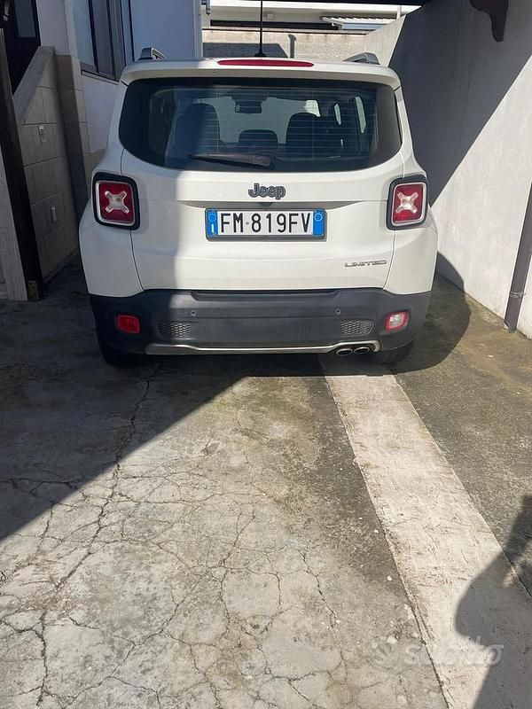 Usata Jeep Renegade 120 CV (88 kW) 2015 Bianco SUV