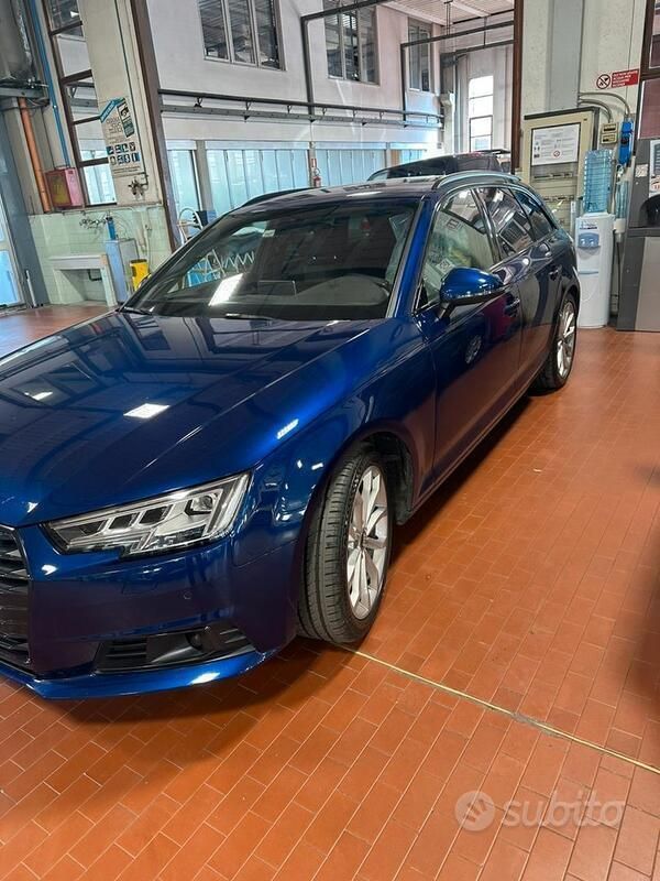 Blu Usata 2018 Audi A4 S-Line Station wagon | 19.000 € (Buon prezzo) - Immagine 1/4