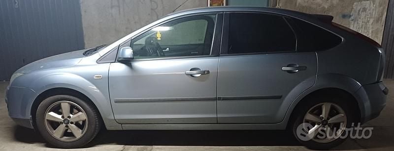 Usata Ford Focus 110 CV (80 kW) 2005 Berlina