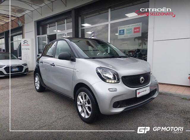 Usata Smart ForFour 90 CV (66 kW) 2016 Grigio Utilitaria
