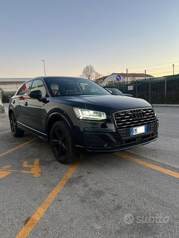 Usata Audi Q2 Ambiente 150 CV (110 kW) 2018 Nero SUV