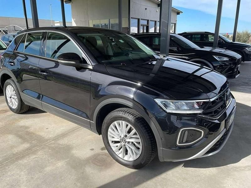 Usata VW T-Roc Style 110 CV (80 kW) 2022 Nero SUV