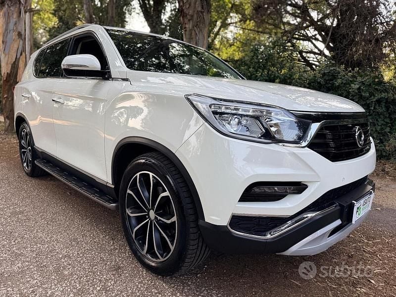 Bianco Usata 2019 Ssangyong (KGM) Rexton SUV | 16.500 € (Super prezzo) - Immagine 1/4