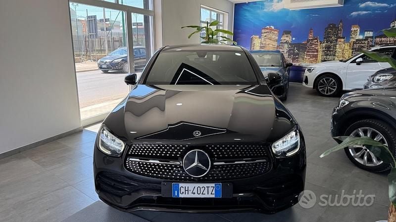 Usata Mercedes GLC300 Premium Plus 245 CV (180 kW) 2022 Grigio Coupé