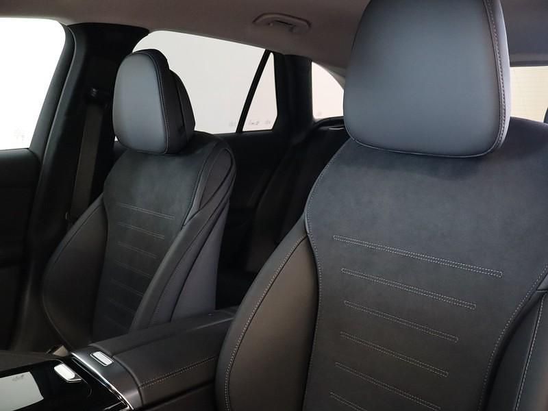 Neu Mercedes GLC300 Advanced 333 PS (244 kW) 2026 Grau SUV