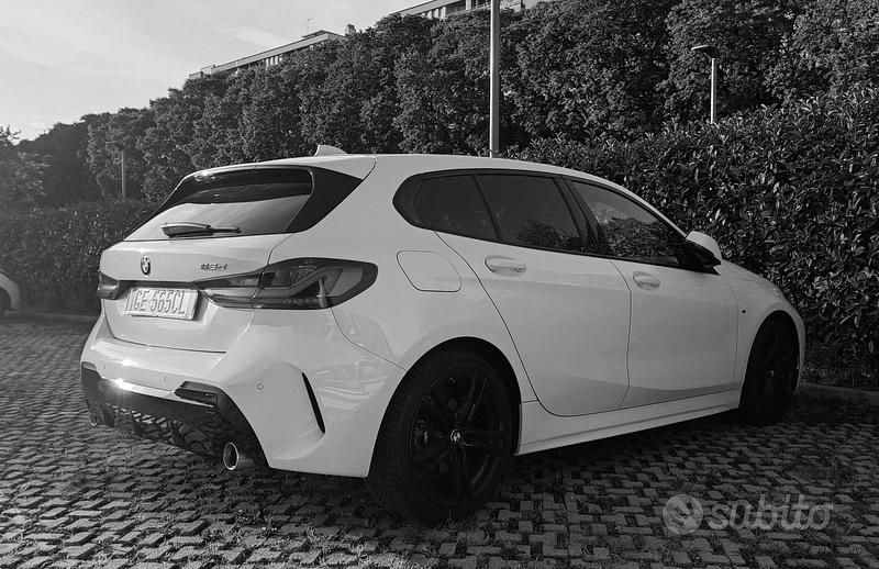 Usata BMW 118 M Sport 150 CV (110 kW) 2021 Bianco Utilitaria