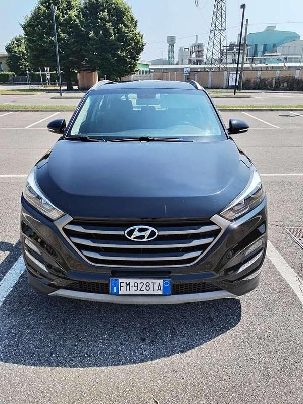 Usata Hyundai Tucson Xpossible 141 CV (103 kW) 2017 Nero SUV